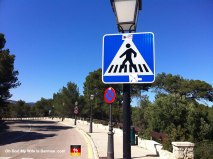 47-funny-walk-sign-palma-mallorca-spain-pedestrian
